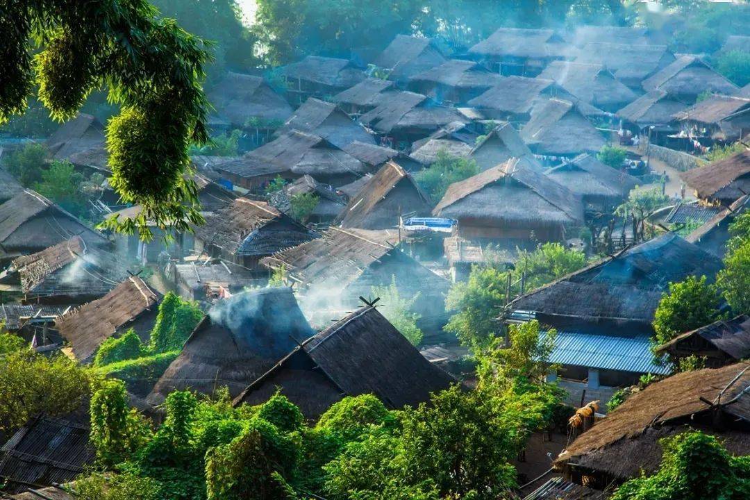 【分享】中國傳統(tǒng)建筑風(fēng)格八大派系之：竹樓，西南民居的前世今生